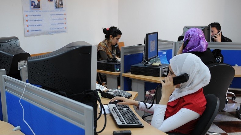 La Cour de justice de l’UE pourrait déclarer illégal le licenciement d’une Française pour son voile