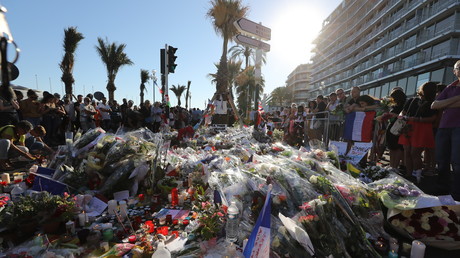 Attentat de Nice :  le tueur aurait envoyé un selfie et 100 000 euros à sa famille avant le massacre