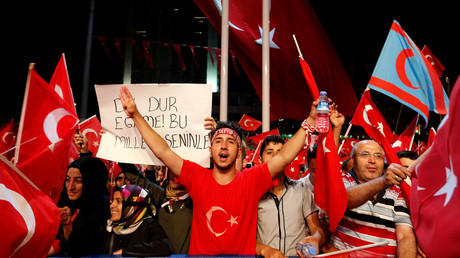 Nettoyage par le vide : Erdogan poursuit sa purge (EN IMAGES)