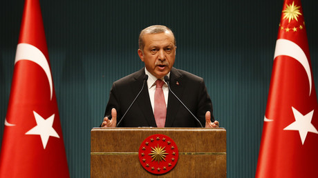 Coup d’Etat en Turquie : il doit «se mêler de ses affaires», lance Erdogan à Jean-Marc Ayrault