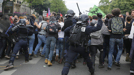 La France dégénère en un Etat militarisé dirigé par la peur