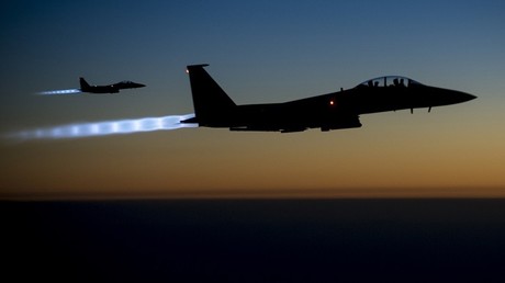 Syrie : de nouvelles frappes aériennes américaines font au moins 15 morts parmi les civils à Manbij