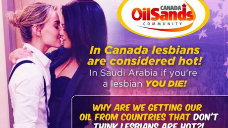 Des «lesbiennes sexy» dans une campagne publicitaire de pétrole canadien contre l'Arabie saoudite 