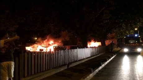 Une vingtaine de véhicules de la mairie de La Courneuve incendiés dans un climat tendu (IMAGES)