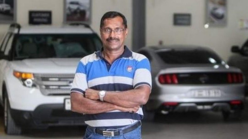 Cet Indien a survécu à un accident d'avion et gagné un million de dollars durant la même semaine