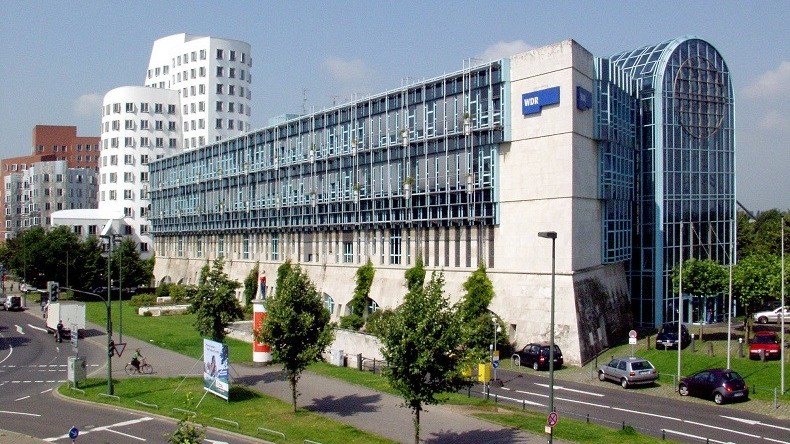 Düsseldorf : des manifestants kurdes occupent un studio de la radio publique (VIDEOS)