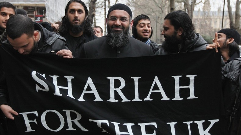 Après des années à la limite de la légalité, un prédicateur islamiste condamné au Royaume-Uni