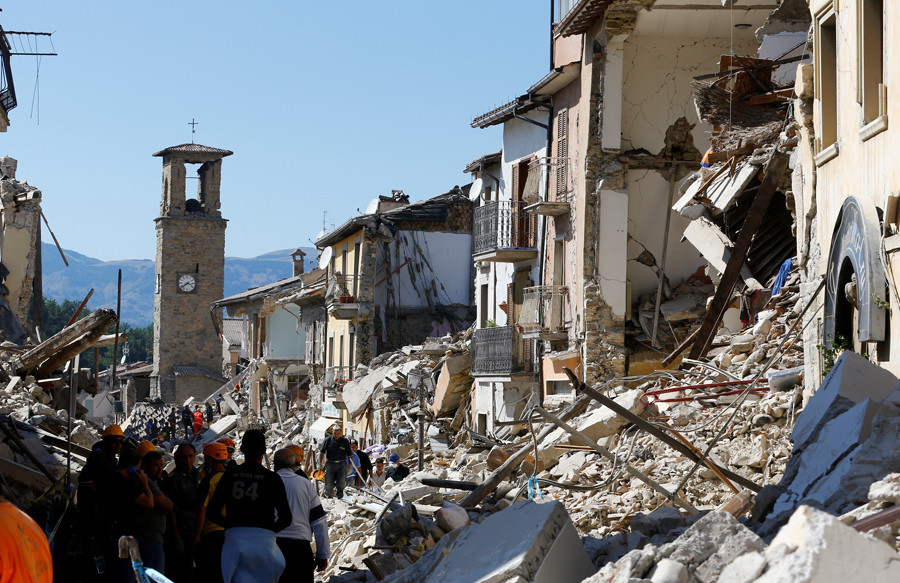 Un nouveau séisme frappe l’Italie, le bilan s’alourdit, passant à 241 morts (PHOTOS)
