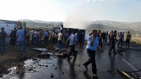 Turquie : six morts et quatre blessés dans l'explosion d'une voiture contre un convoi de police