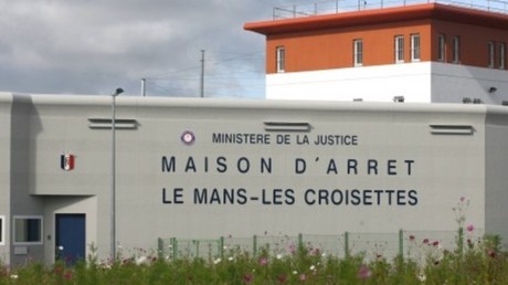 Le Mans : le ministre de la Justice annonce la fin de la prise d'otages dans le centre pénitentiaire