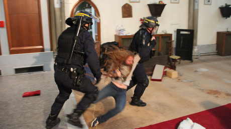 Sainte-Rita : le maire du XVe arrondissement s’opposera «par la force» à la démolition de l’église