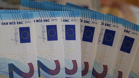 Autriche : un dealer se joue de la police et disparaît avec 100 000 euros qu’elle lui avait donnés