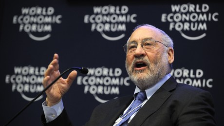Joseph Stiglitz claque la porte de la commission sur la transparence de l'économie panaméenne