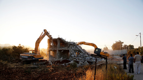 Cisjordanie : Israël démolit trois maisons palestiniennes financées par l’UE (VIDEO)
