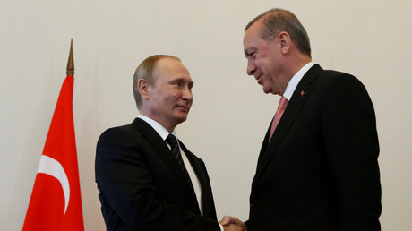 La crise est terminée : Poutine et Erdogan entendent résoudre les dissensions sur la Syrie