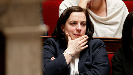 Accueil des réfugiés chez les particuliers : la proposition d'Emmanuelle Cosse fait un flop
