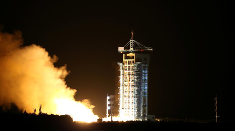 La Chine lance le premier satellite impossible à hacker (VIDEO)