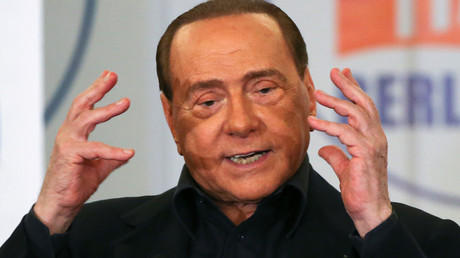 La Fininvest de Berlusconi réclame 570 millions d'euros à Vivendi