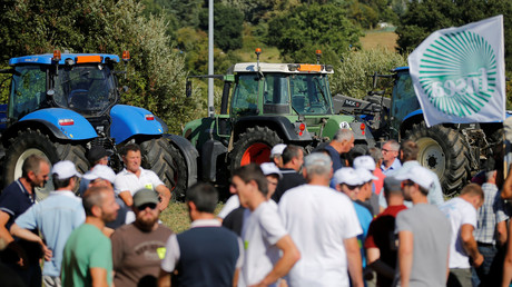 Prix du lait : les syndicats agricoles annoncent une action nationale contre Lactalis