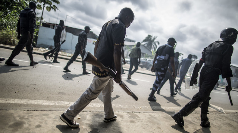 Gabon : «Le gouvernement français doit arrêter de soutenir les mafias et les réseaux de corruption»