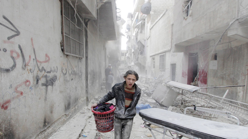 Lord Cox : «Pour le peuple syrien, les intentions de l’Occident mèneront à la catastrophe»