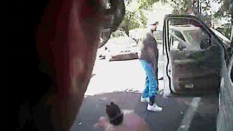 Etats-Unis : la police de Charlotte publie des vidéos de la mort de Keith Scott