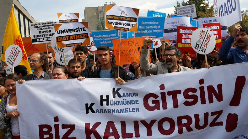 Turquie : environ 32 000 personnes arrêtées dans l'enquête sur le putsch avorté