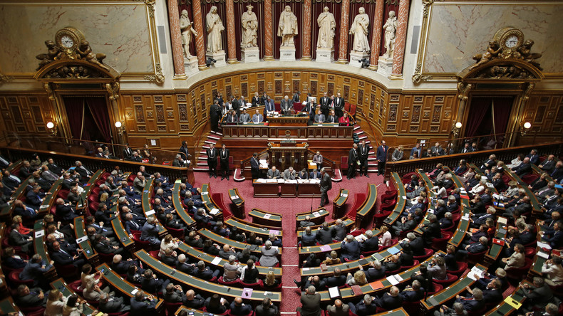 Corruption à l'étranger : les députés veulent que la France imite la législation américaine
