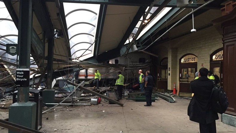 Etats-Unis : un train percute un bâtiment d’une gare, au moins un mort et 100 blessés (PHOTOS)