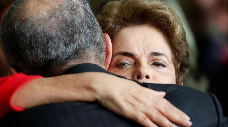 Brésil : l'ex-présidente Rousseff fait appel contre sa destitution et réclame un nouveau procès