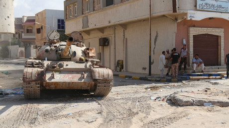 Libye : risque d'«éparpillement» des djihadistes en Tunisie et en Egypte, selon Jean-Yves Le Drian