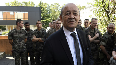 La France envoie de l'artillerie à l'armée irakienne pour lutter contre l'Etat islamique