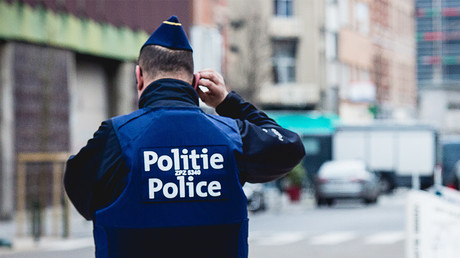 Belgique : deux policiers attaqués au couteau à Molenbeek