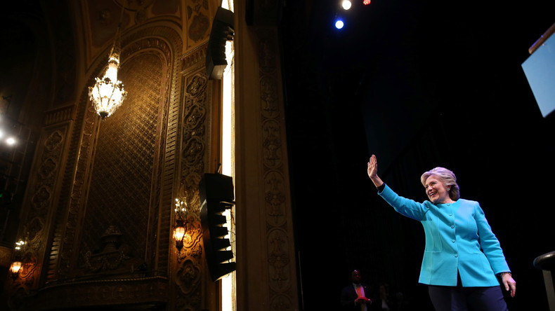 Ex-agent de Clinton : «Elle est complètement incompétente et ne devrait jamais devenir présidente»