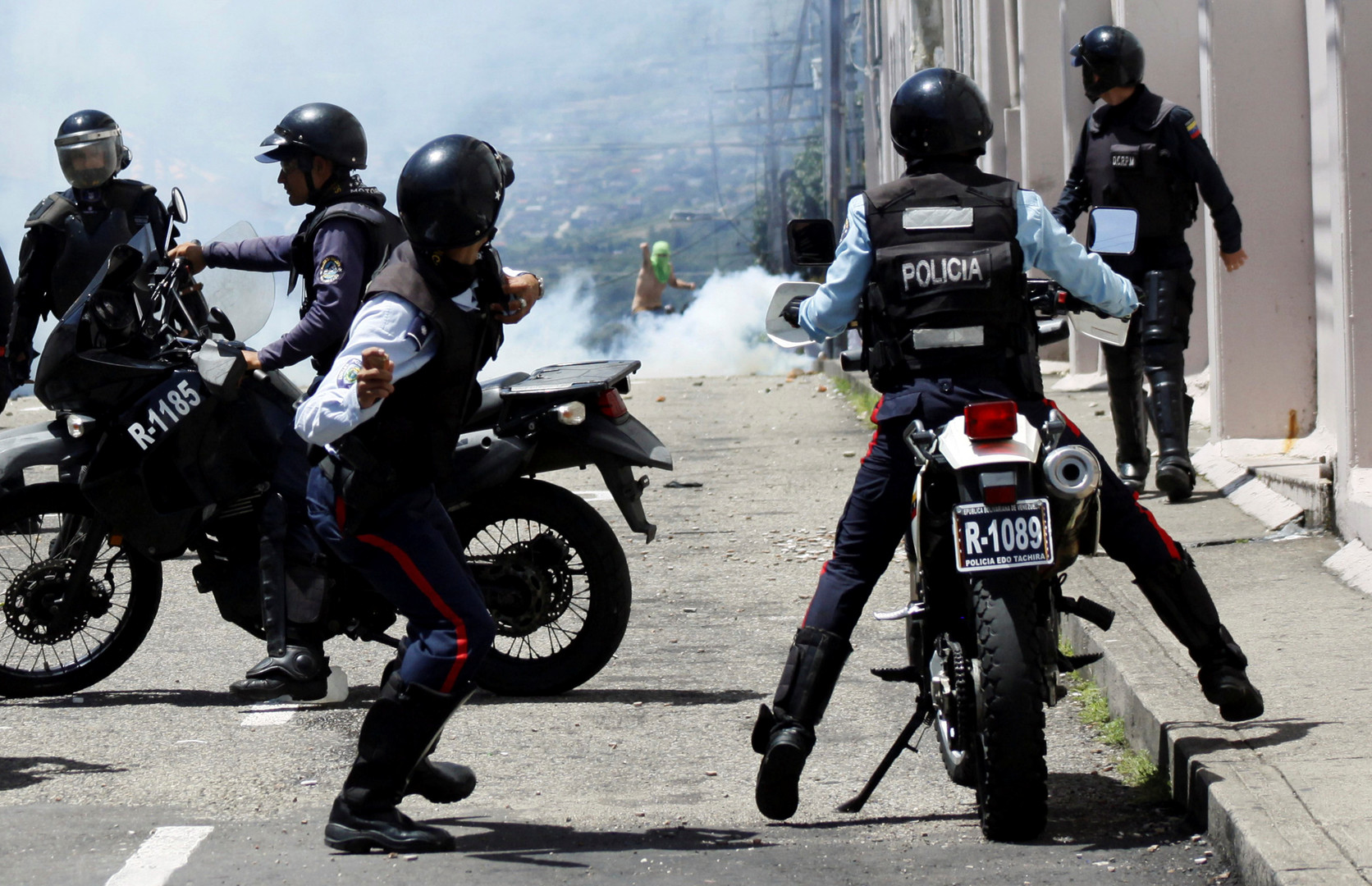 «Aucun dialogue n'a commencé» avec le gouvernement venezuelien : l’opposition affronte la police