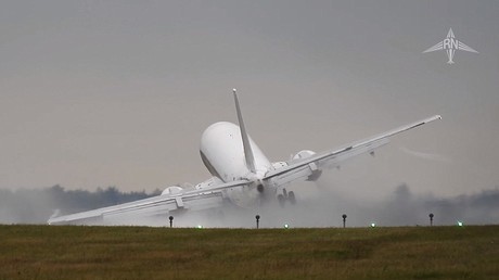 Prague : en proie à des vents violents, un Boeing a frôlé une catastrophe (VIDEO)