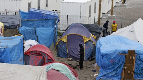 Pas-de-Calais : 200 personnes manifestent contre la création d'un centre d'accueil pour migrants