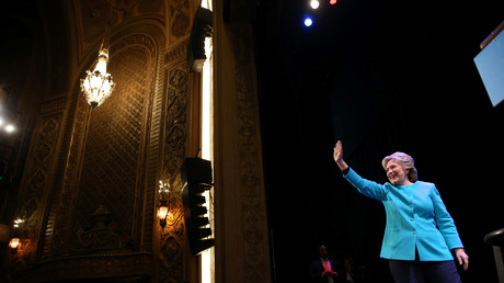 Ex-agent de Clinton : «Elle est complètement incompétente et ne devrait jamais devenir présidente»