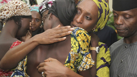 Nigeria : deux ans et demi après leur capture par Boko Haram, 21 lycéennes retrouvent leur famille