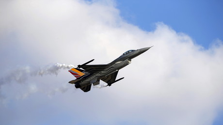Deux avions belges ont bombardé un village syrien et tué six civils, selon les radars russes