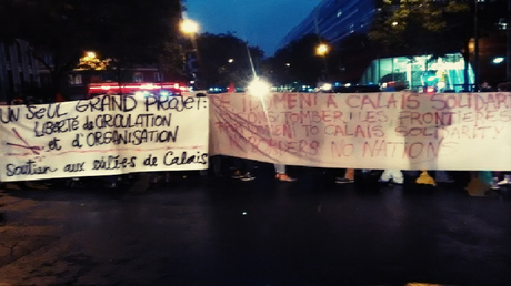Plusieurs centaines de manifestants à Paris, Nantes et Rennes en soutien aux migrants
