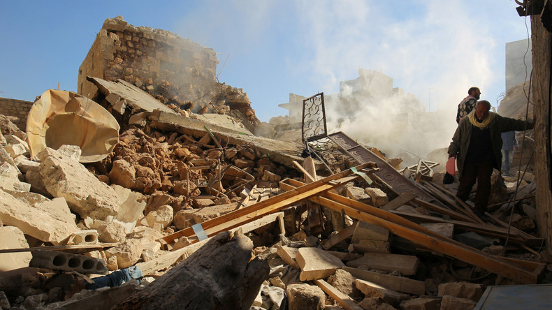 «Des médias américains déforment le conflit syrien et minimisent l’importance du Front Al-Nosra»