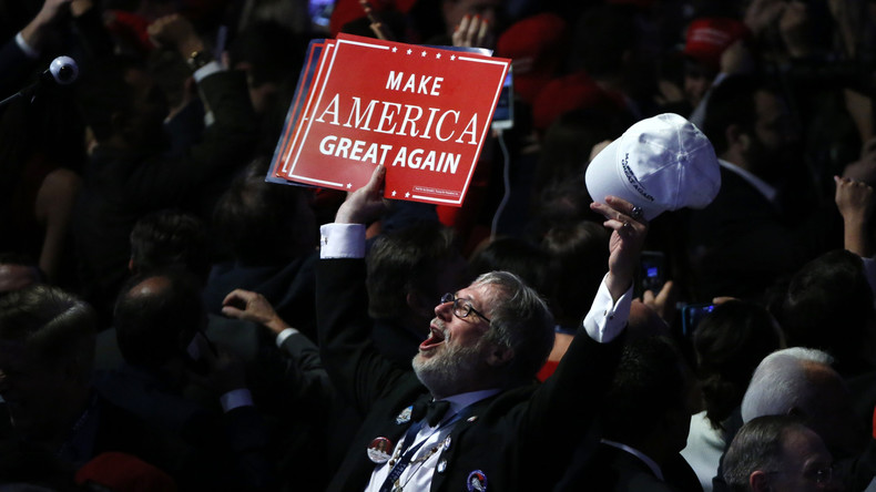 Bruno Gollnisch : «Nous assistons à un réveil des peuples»