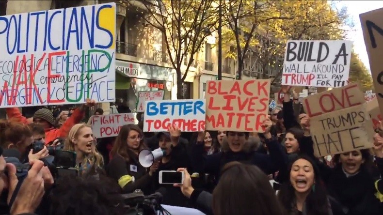 #ParisAgainstTrump : manifestation française contre l'élection de Donald Trump (IMAGES)