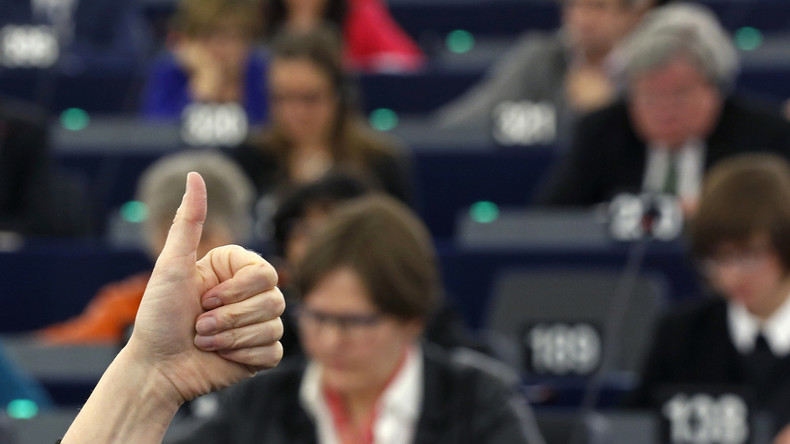 Le Parlement européen contre les médias russes : «Une confusion intellectuelle terrible»