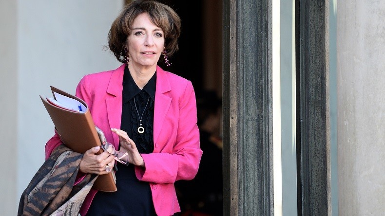 Quand Marisol Touraine fait du live-tweet pendant le débat pour défendre le bilan de Hollande