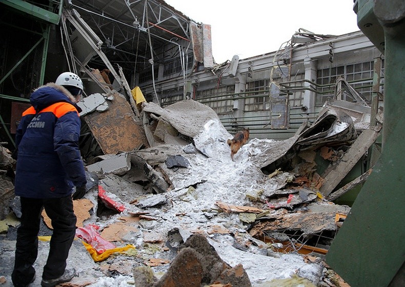 Catastrophe en Oural : le toit d’une usine s’effondre, au moins quatre morts 