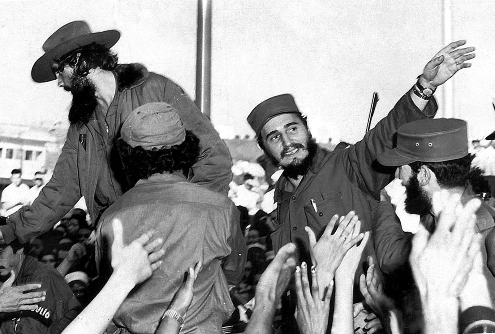 Le père de la révolution cubaine, Fidel Castro, est mort 