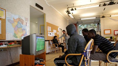 Démantèlement de la «Jungle» de Calais : plus de 7 000 migrants pris en charge selon Cazeneuve