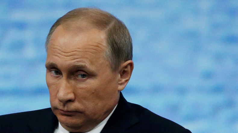 Médias occidentaux : Vladimir Poutine envisage de «militariser» un calmar à 14 pattes